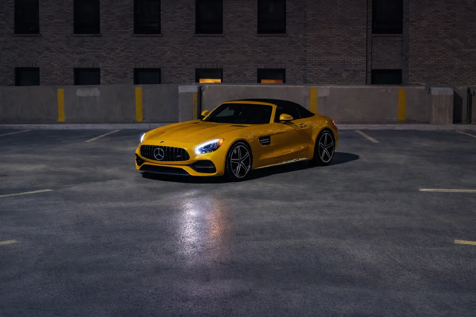 Yellow AMG Detail Image